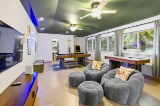 Gathering House- Movie & Game Room Hot Tub & Pool - 5