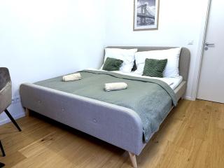 Olive City Studio with kitchen - 6