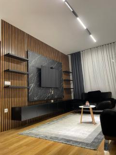 Quiet & Cozy Apartment - 6