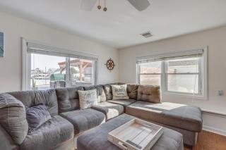 Canal-Front Backyard Oasis! Jersey Shore Retreat - 6