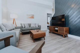 Modern 4-Bedroom Soulard Home Patio & Walk to Stadium - 0