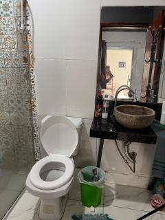 Quarto com banheiro privativo a 2km do centro - 2