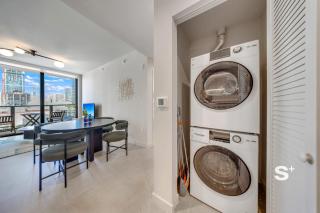 Modern and Cozy Condo - Rooftop pool & Gym - 2