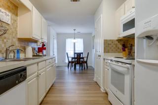 11 Mi to Savannah! Suburban Home w/ Spacious Yard - 1