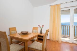 Beachfront Apartments Lara - Omiš - 1