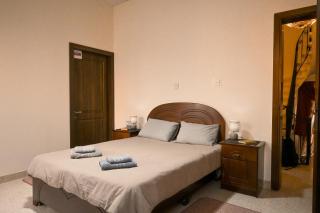 Sunny Maltese townhouse Madonnina Kalkara - Happy Rentals - 7