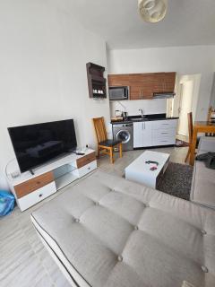 Aqua palms resort 2 bed flat C409 - 9