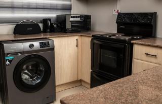 Home Very Close To CBD - 3