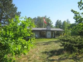 Lovely Holiday Home With Direct Sea View - 6