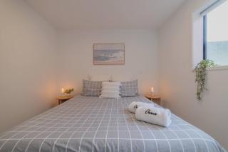 Modern Central Townhouse With Courtyard - 7