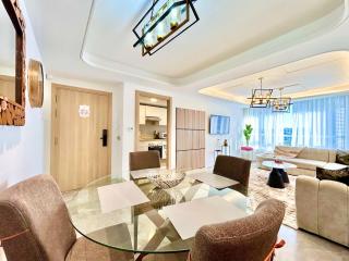 Bright 2 Bedroom Flat - 7th Floor - Prime Location - 7