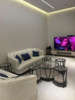 فنادق مخدومة - 1