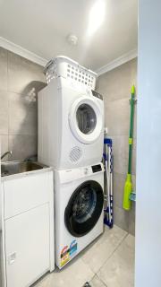 Maroochydore Riverfront Apartment - 5