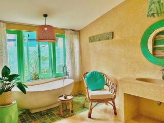 Holiday Villa 6BR Beachfront, Pool, Sauna An Bang Beach - 4