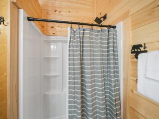 The Three Dog Night Cabin - Bryson City - 8