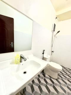 RV3 Prime Suites & Apartelle - 6