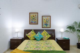 CasaAlana Luxury2Bhk with Common Pool - 1