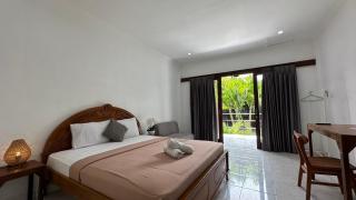 Yana Guest House Canggu - 8