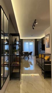 White Lotus 10 of 10 - 8