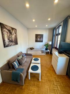 LivingRoom 3 Self Check-in 24h - 6