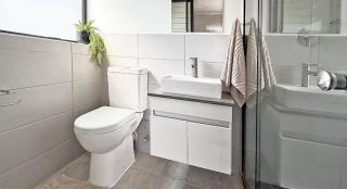 Home away from home in the heart of waterfall - 8