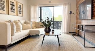 Home away from home in the heart of waterfall - 7