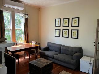 Nothing Fancy 90s Queen Room - 7