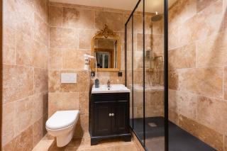 La Petite Auberge - 6