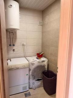 Cetvorosoben nov stan vo Aerodrom - 1