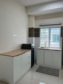Nadira Musllim Homestay Puncak Alam - Close to UiTM - 2