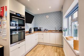 The Prospect -Central Broadstairs seaside house, large garden, outdoor dining, close to beach - 8