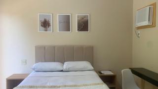 Suíte de Casal Privativa com Sacada - 9