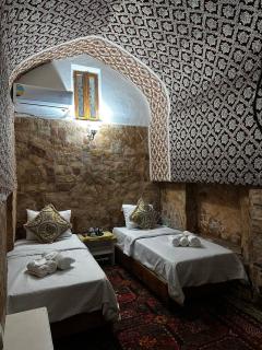 Caravan Sarai XIX century Mekhtar Anbar - 0