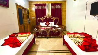 StayPoint - Galaxy Lodge Guest House G9 islamabad - 0