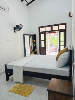 Villa Shalani Hikkaduwa - 0