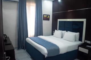 Chinbell Luxury Hotel & Suites - 1