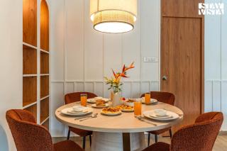 StayVista at Mirabelle - Pool & BBQ - 7