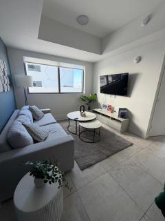 Modern Brickell Apartment - Free Parking - Pool - High Floor - 8