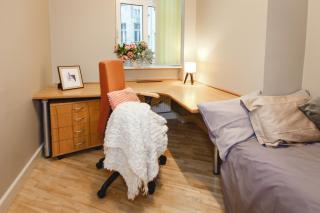 Families & Groups 4 Bedrooms 6 Guests - 4