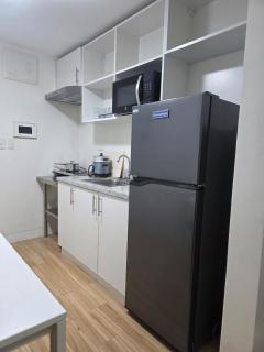 Cozy Studio Long Stays Welcome - 5