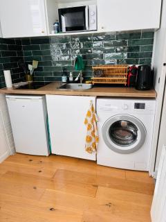 179 - HEART OF SAINT GERMAIN DES PRES - Perfect Location - Paris - 6