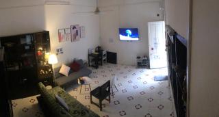 Central spacious 2-floor apartment - Authentic Hanoi quiet local alley - Walk to Train Cafe street - 7