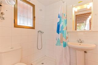 Villa with Private Pool & Sea Views in Almuñecar - 5