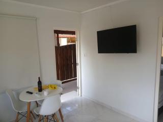 Villa Flores - Near Beach Tanki Leendert - 2