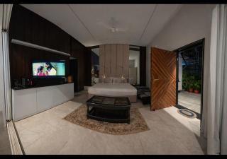 The Jungle Villa Luxury 1BR Private Pool - 2