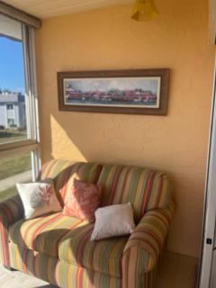 Gorgeous 2 Bedroom Waterfront Condo - 7