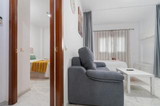 Apartamento Deluxe 2 Room Piscina Parking LuxSevilla Bormujos - Bormujos - 4