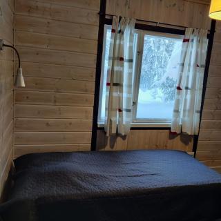 Peace and nature close to services - 8