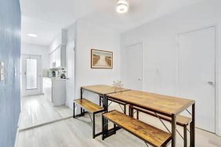 1BR Miami Beach Apt with King plus 2 Queens & Workspace - 8