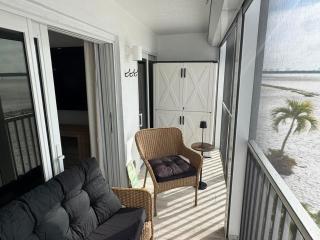 Beachfront Bliss 2026 TOTAL Rebuild 2BR 2BA Condo with Stunning Gulf and Bay Views - 4